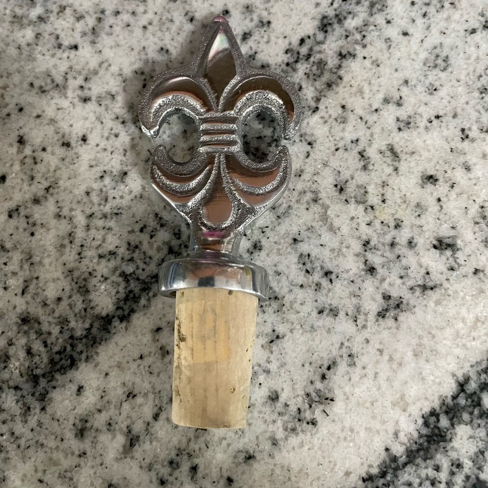 Madi Gras Fleur bottle stopper cork nwot